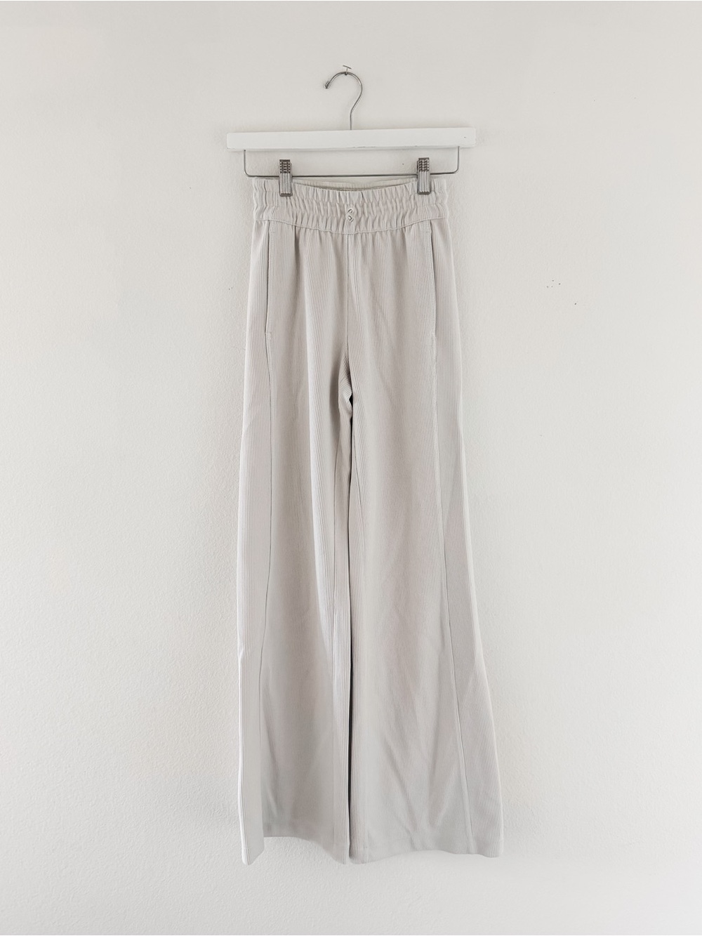 Lululemon Ribbed Softstreme High-Rise Pant 32.5" Bone size 0